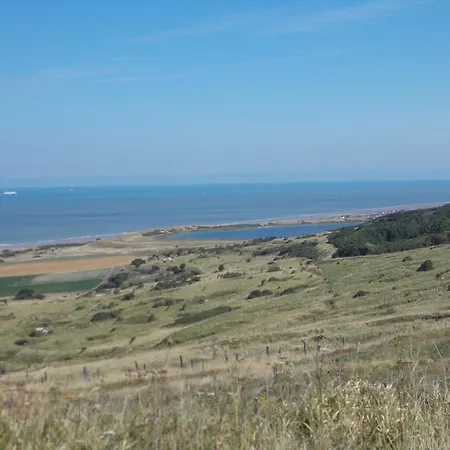Les Hortensias Apartment *
